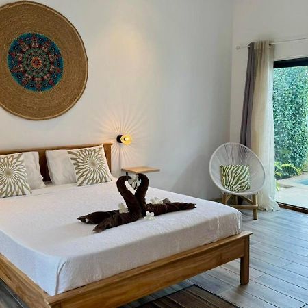 Villa De Luxe Mon Voyage 500M De La Plage Альбион Экстерьер фото